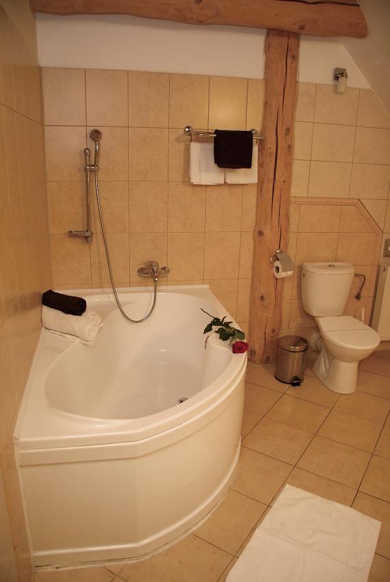 Hotel Grun Мости у Яблункова Екстериор снимка