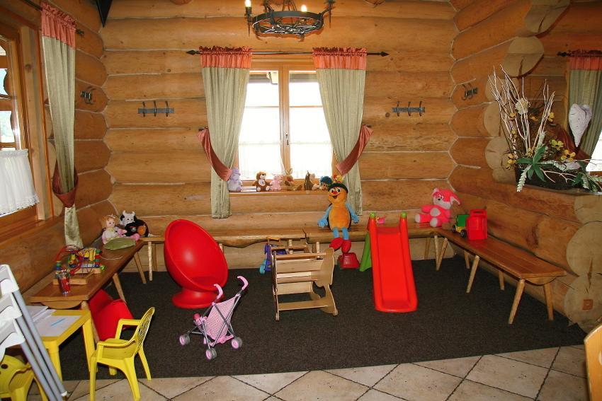 Hotel Grun Мости у Яблункова Екстериор снимка